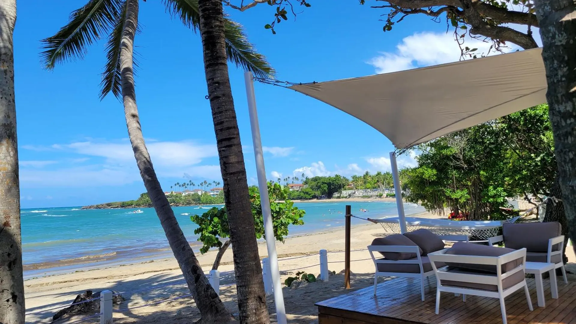 ***** Hotel Lifestyle Holiday Vacation Crown Suites Mandatory All Inclusive Fee Due At Check In Maggiolo Dominican Republic